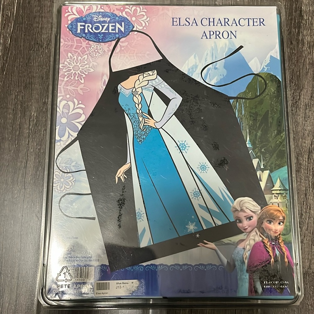 Elsa character apron